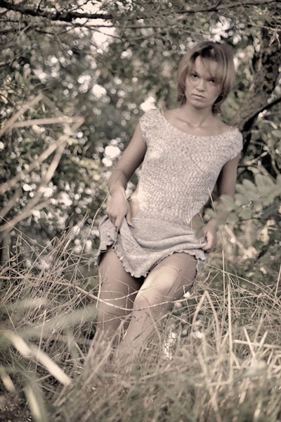 фотоаппараты Canon - девочка в джунглях