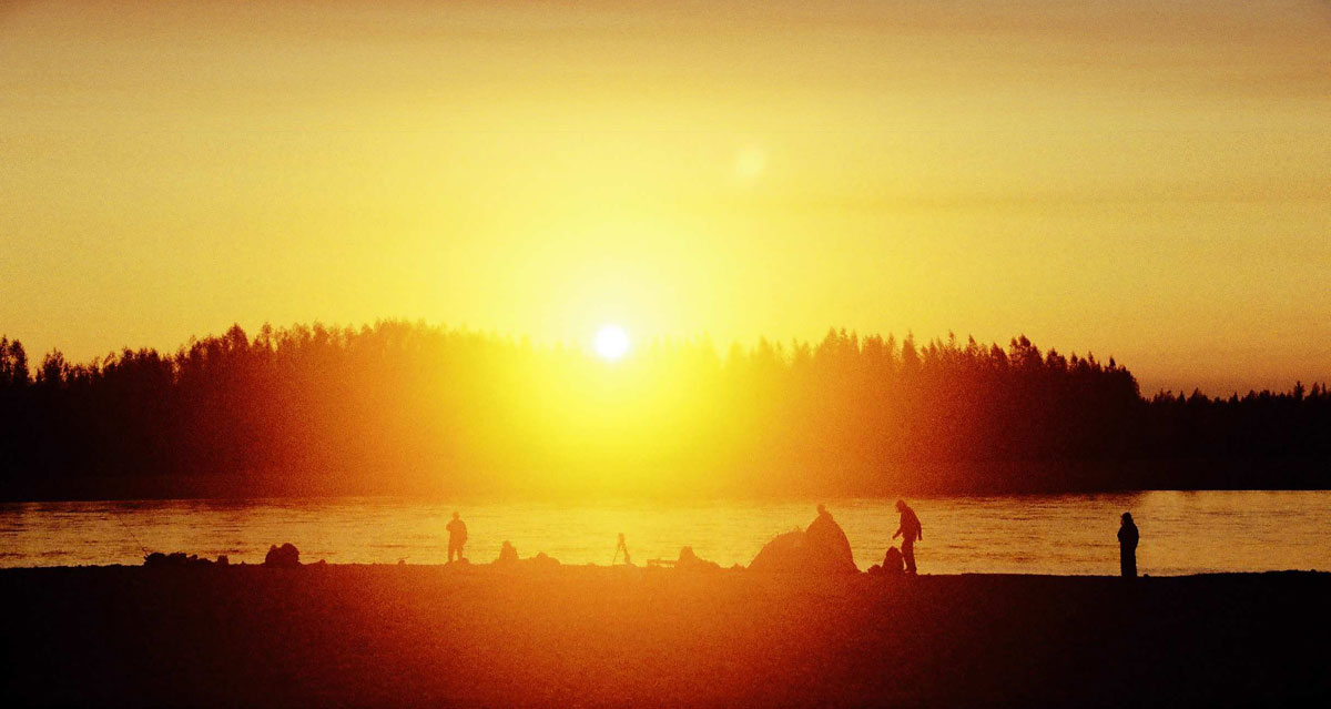 закат на реке Томпо