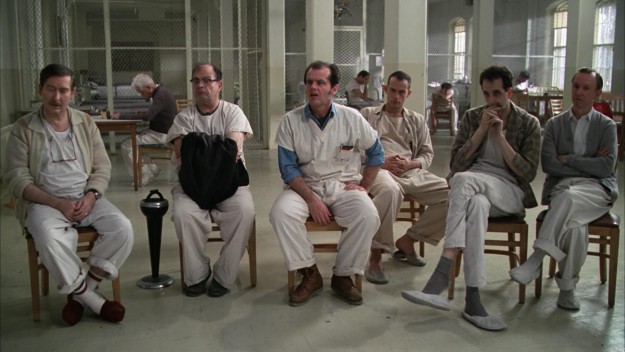 Пролетая над гнездом кукушки — несколько фактов