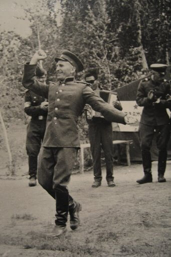 лезгинка в исполнении Магкаева