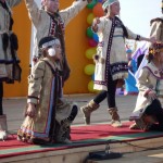 Хандыга - юбилей поселка дневное представление с участием детских коллективов и солистов района