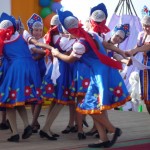 Хандыга - юбилей поселка дневное представление с участием детских коллективов и солистов района