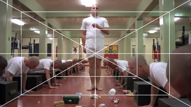 Симметрия Стэнли Кубрика в примерах