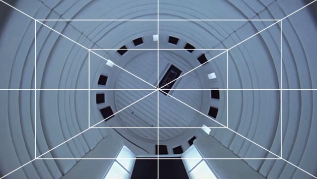 Симметрия Стэнли Кубрика в примерах