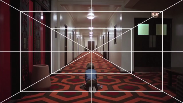 Симметрия Стэнли Кубрика в примерах