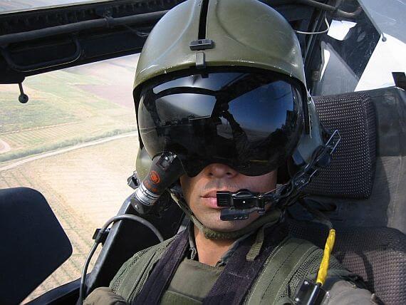 Apache AH-64, боевой вертолет