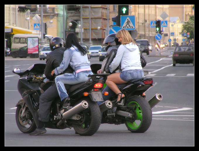 Почему сбивают мотоциклистов