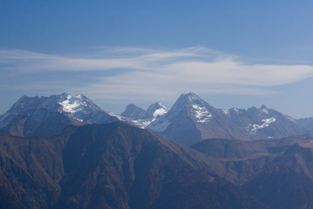 вершины массива Аишхо