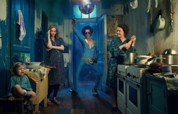 В соседской кухне как раз вышибло такой аварийный клапан