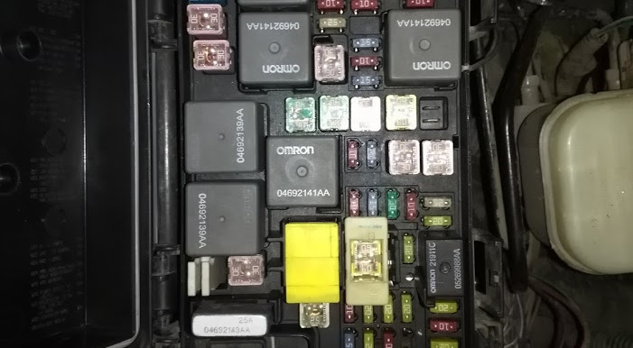 следы пайки, трещины на платах