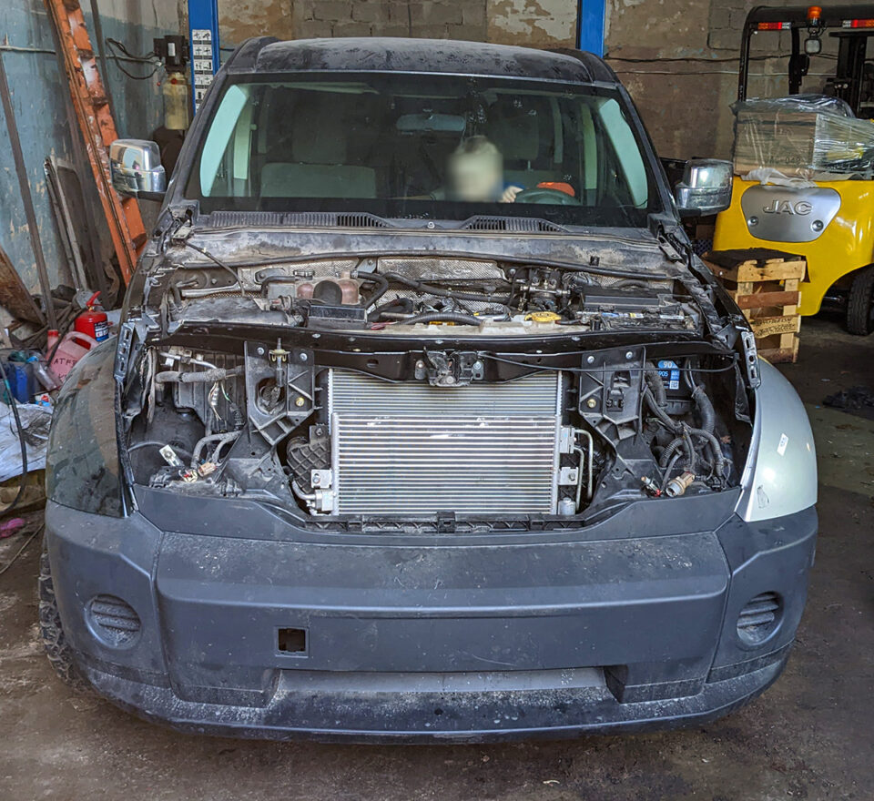 Додж выглядел откровенно плохо